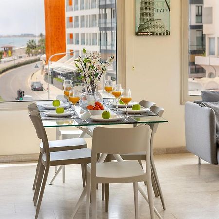 Mackenzie Beachfront Eftyhia Suite Lárnaca Exterior foto