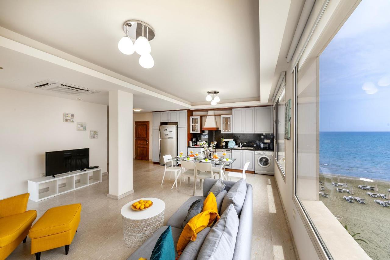 Mackenzie Beachfront Eftyhia Suite Lárnaca Exterior foto
